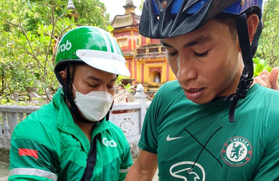 Công an phường Dư Hàng, quận Lê Chân bắt quả tang đối tượng tàng trữ trái phép chất ma 